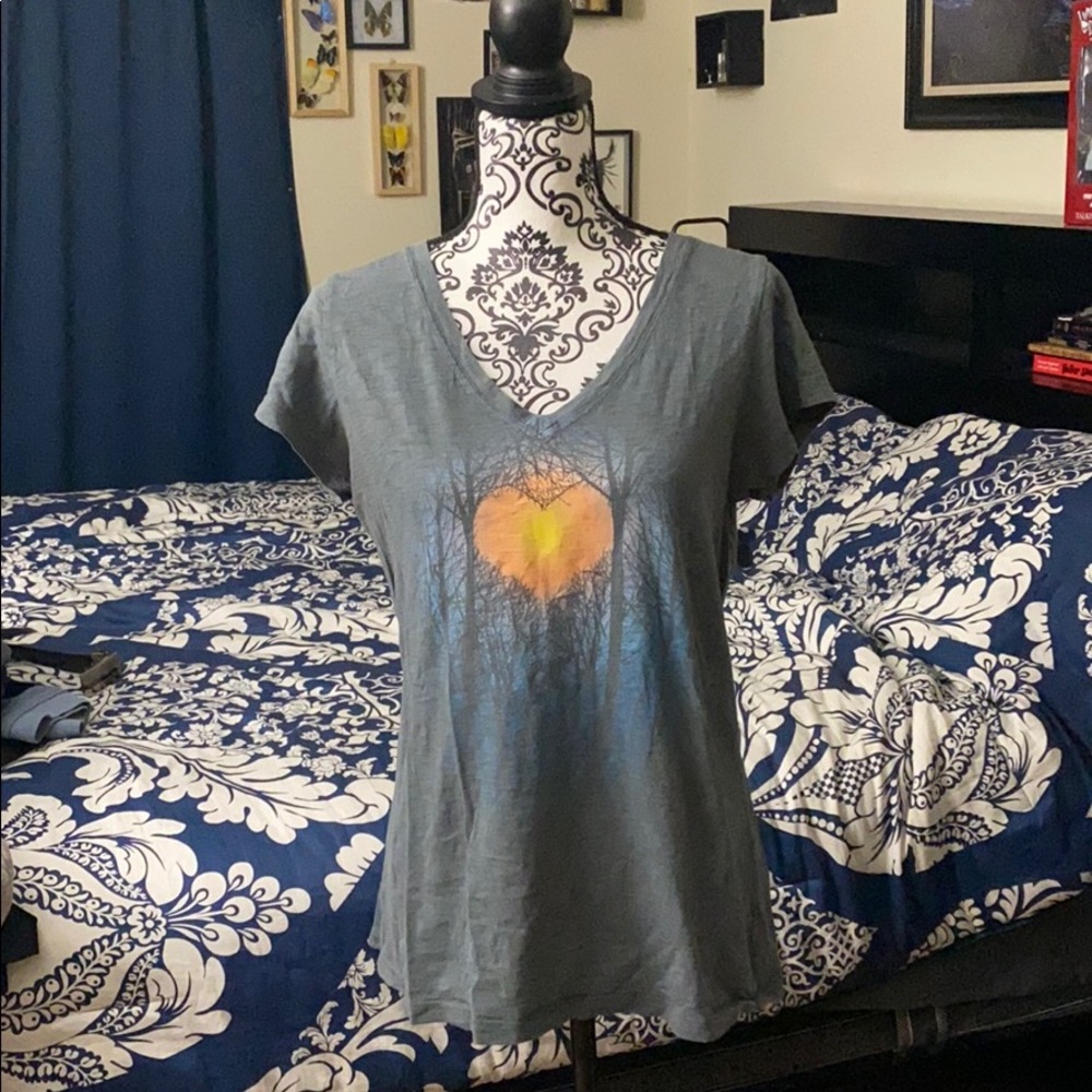 Eastern mountain sports v neck